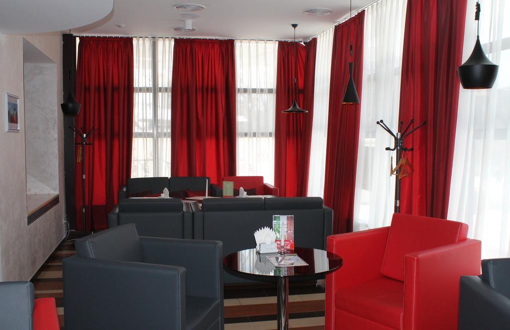 Hotel Kalyna Kharkiv Exterior photo